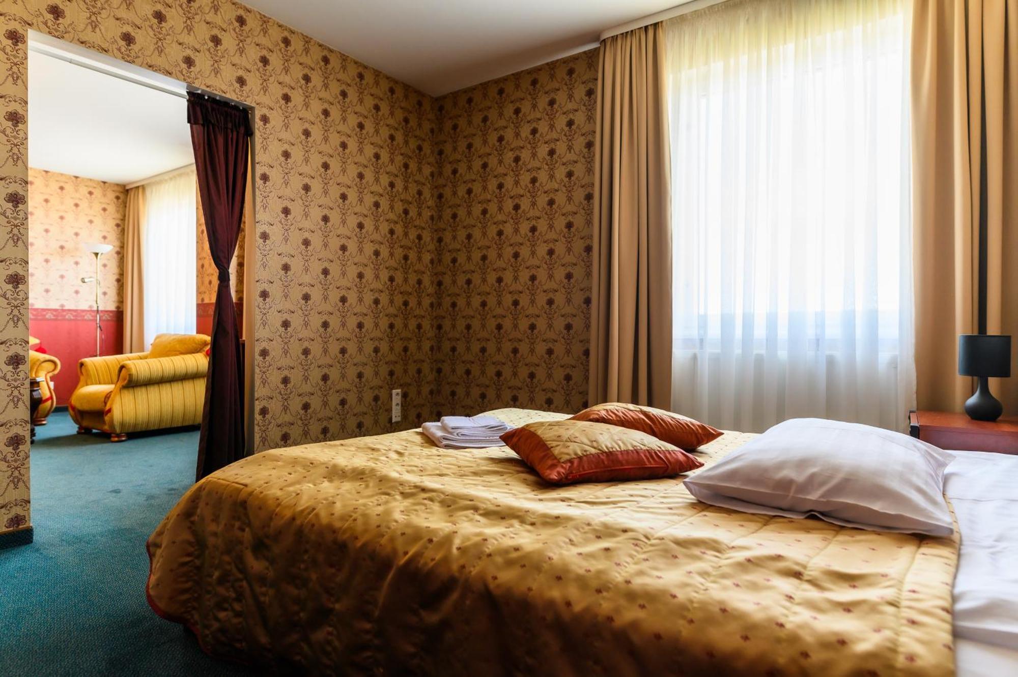 דירות Mažeikiai Coliving Synet מראה חיצוני תמונה